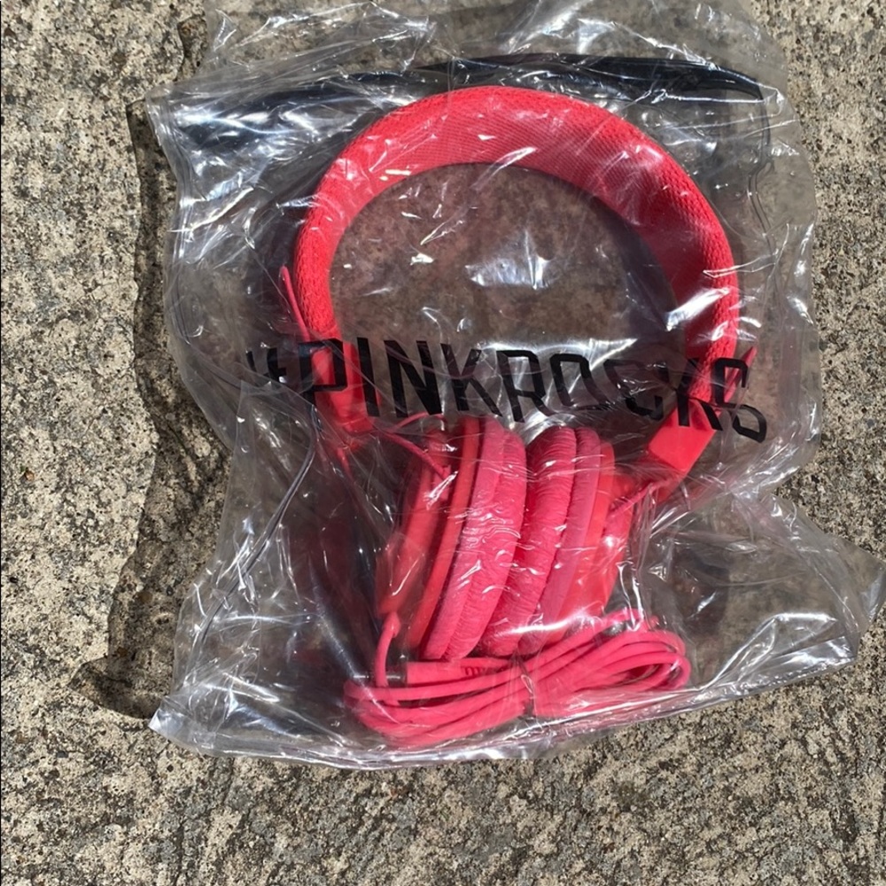 PINK HEADPHONES